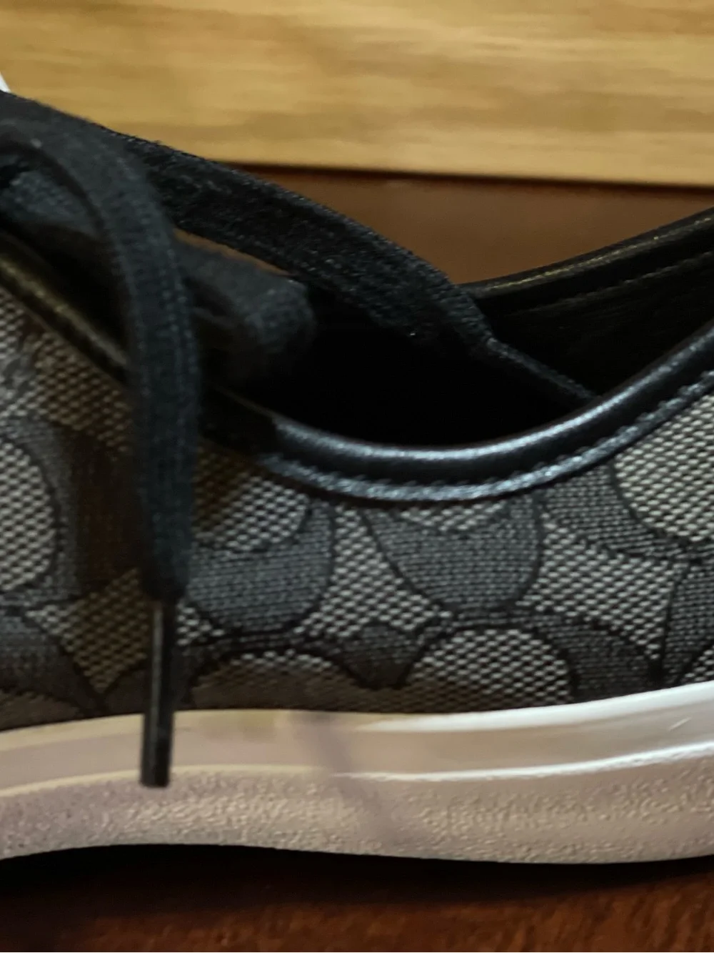 Coach Empire “Clip” Low- Top Sneakers Signature Jacquard canvas Sz6 grey /char